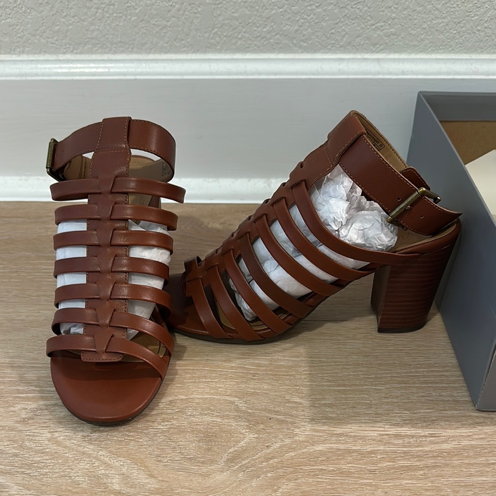 Vionic Chestnut Strappy Block Heel Sandals